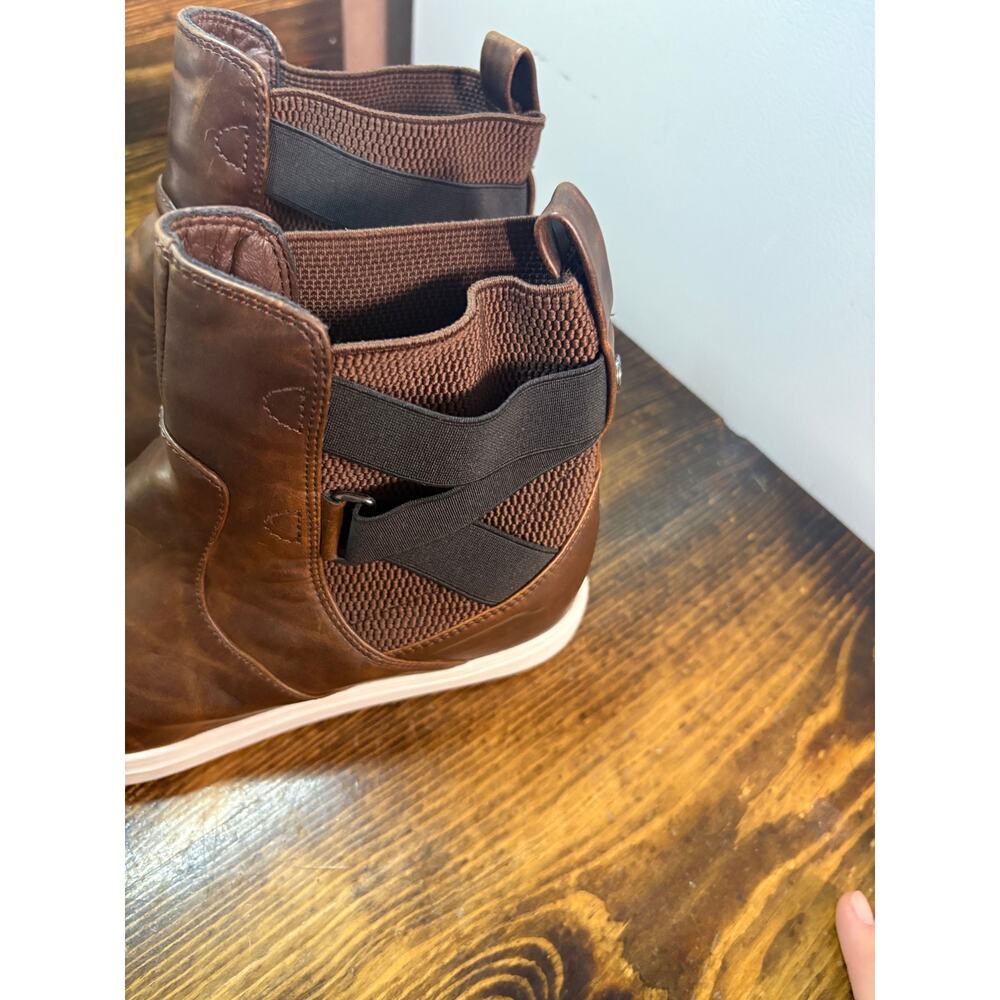 Yellow box Brown Sneaker Booties Size 9 - Picture 4 of 8